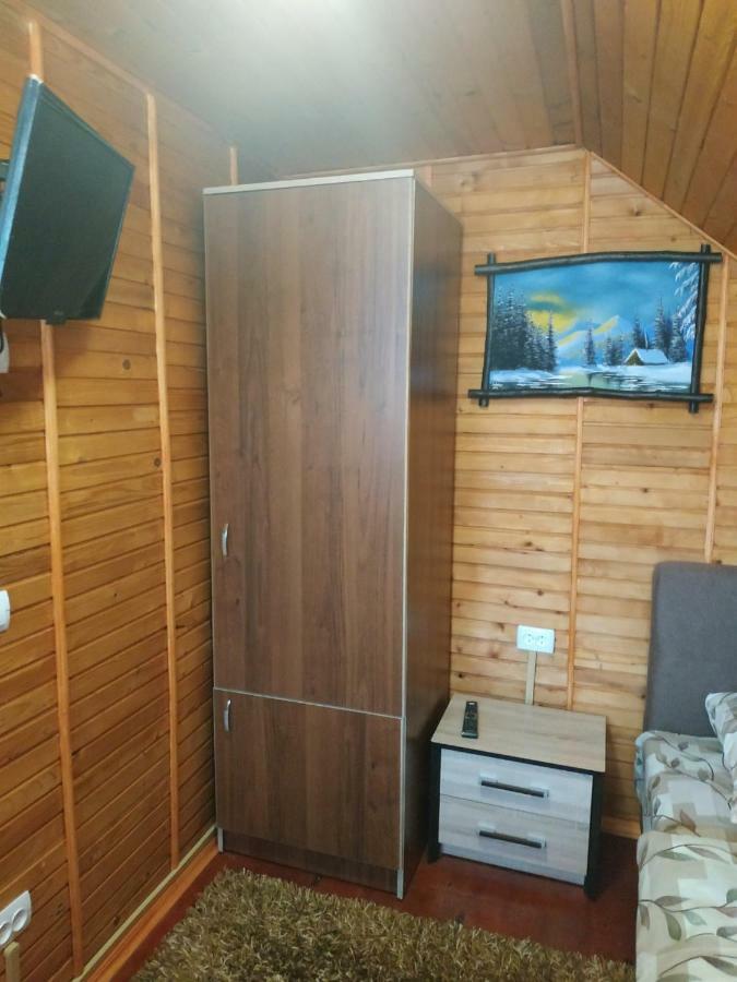 克瓦西 У Оксани旅馆 外观 照片