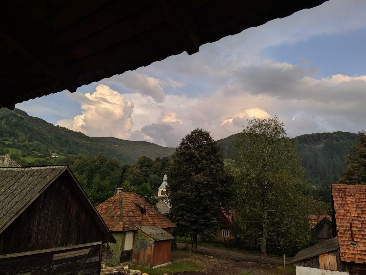 克瓦西 У Оксани旅馆 外观 照片
